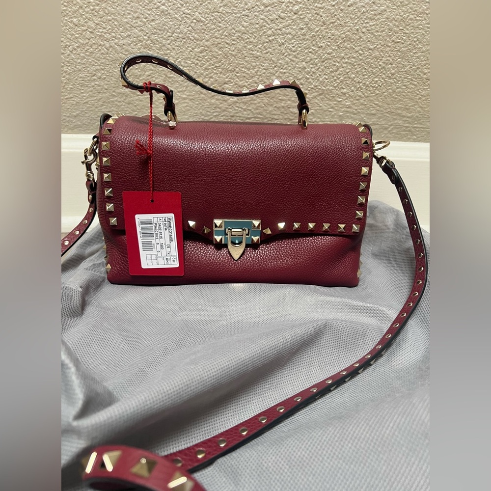 Brand New With Tag, 100% Authentic, Valentino Burgundy Rockstud Handbag